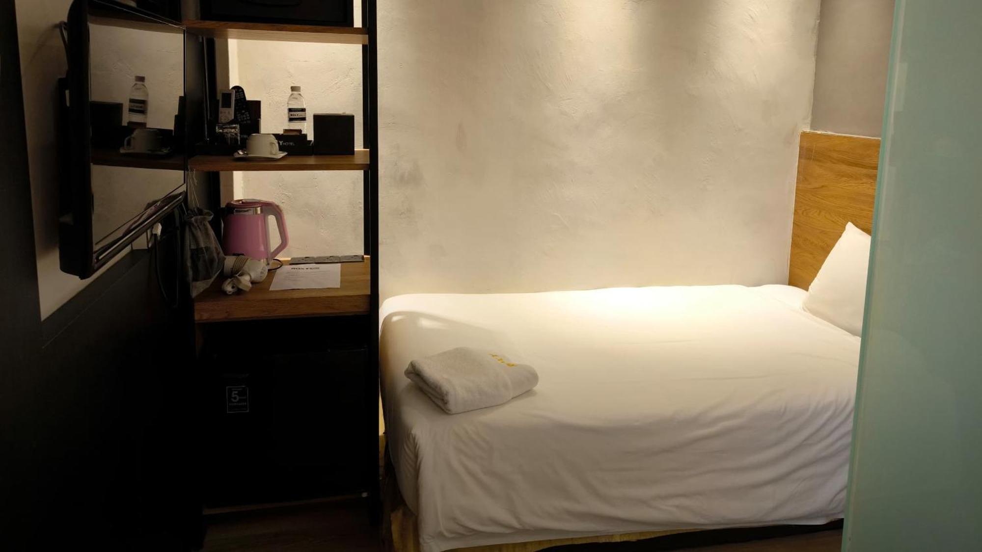 Roxy Hotel Padungan Кучинг Екстериор снимка